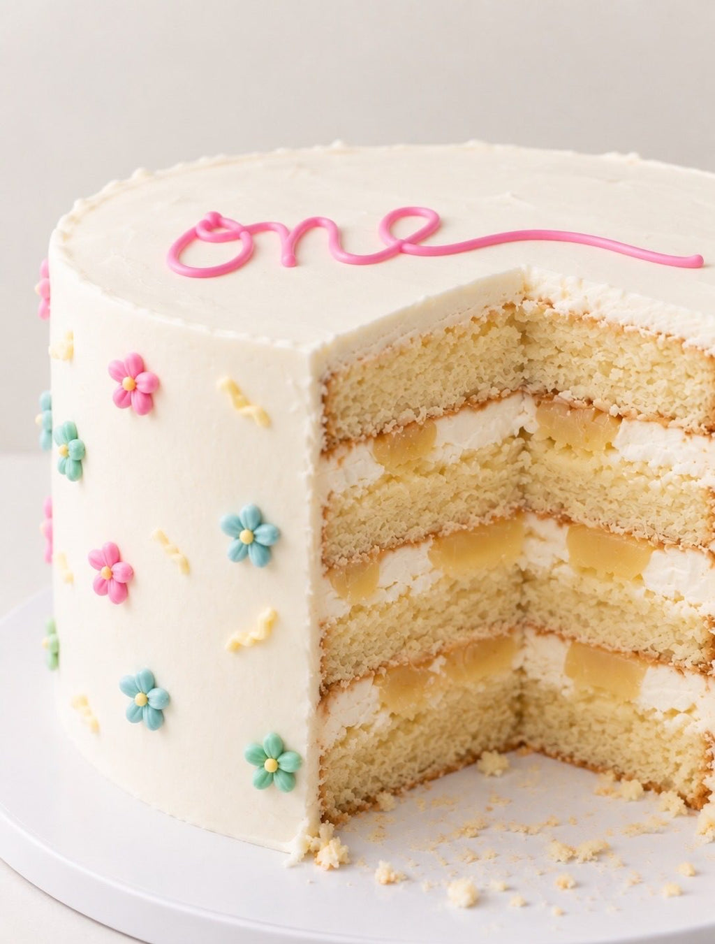 Inside the same one cake: four vanilla layers with filling